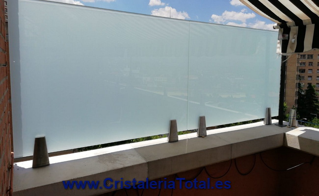 cristal-de-colores-vidrio-lacobel-madrid